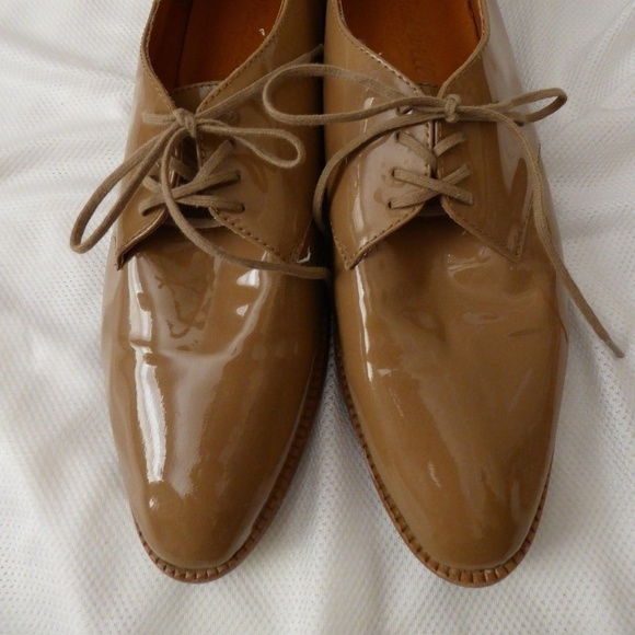 Madewell 7 Tan Bobbie Oxford Patent Shoes Flat - Picture 2 of 8